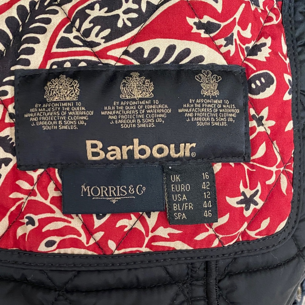 Barbour Black Quilted Utility Jacket with Red Paisley Lining - Picture 2 of 13
